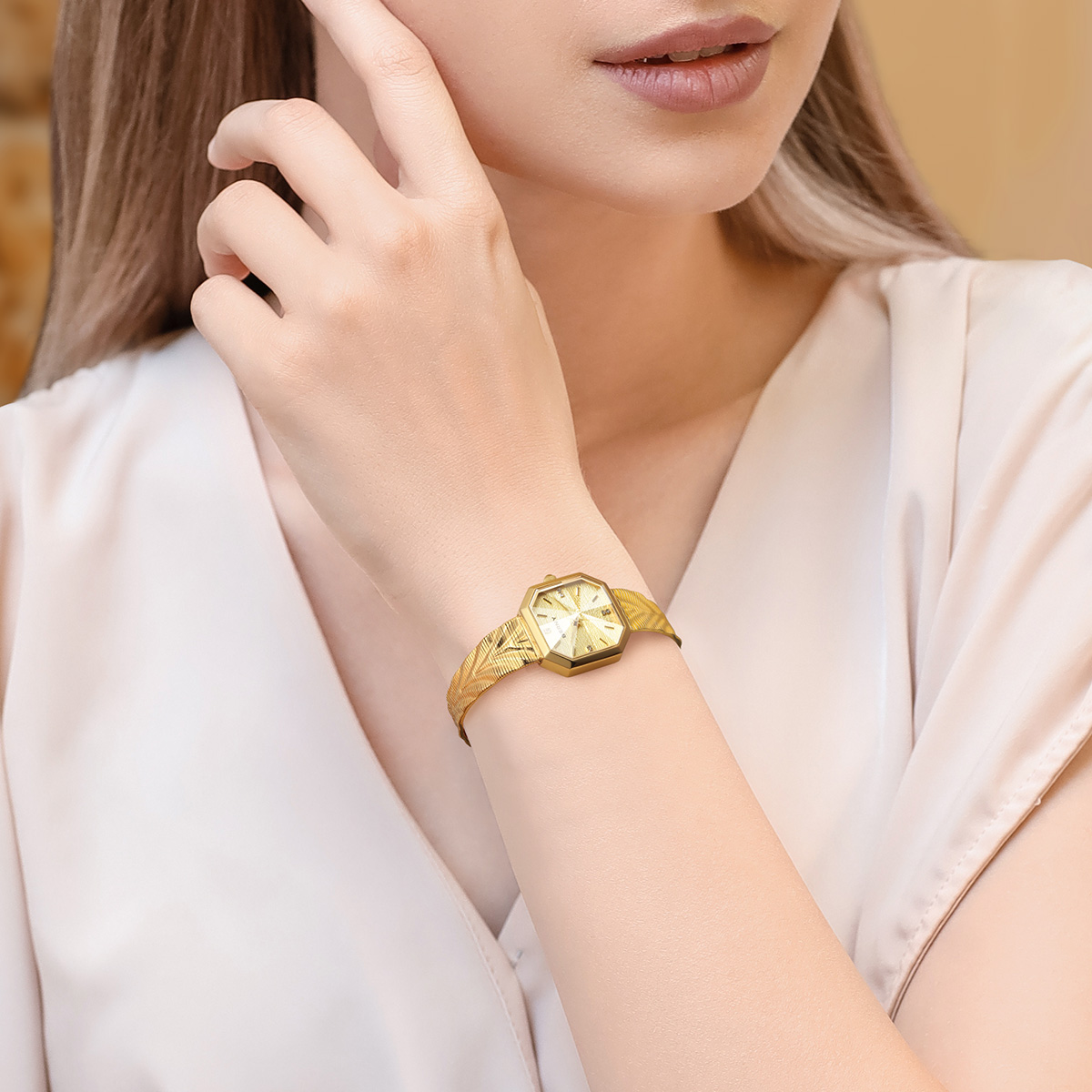 BERNY gouden horloge voor dame - Luxury Watch Cartier recensie en prijs